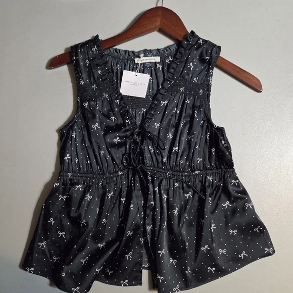 NWT American Eagle Bow Print Tie Top Small Black Spring Blouse Romantic Vest - Picture 5 of 13